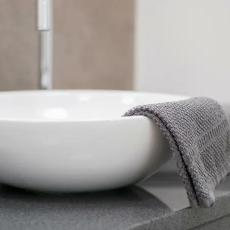 Eifel5star - Burgfriedstrasse * ダウン