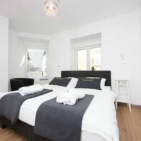 Eifel5star - Burgfriedstrasse Appartement