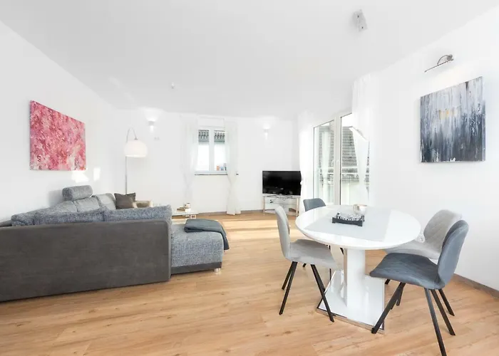 Eifel5star - Burgfriedstrasse * Daun